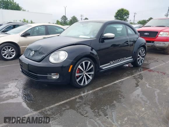 ✅ 2012 Volkswagen Beetle Turbo • VIN: 3VWVA7AT7CM605152 • Lot: 42408163. Wystawiony na IAAI z przebiegiem 151 197 mil. Bezpłatny archiwum sprzedaży aukcyjnych z USA i szczegółowy raport historii pojazdu na DreamBid. Zdjęcie 2.