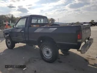 ✅ 1985 Nissan 720 • VIN: 1N6ND01Y7FC363687 • Lot: 77878554. Wystawiony na Copart z przebiegiem 216 730 mil. Bezpłatny archiwum sprzedaży aukcyjnych z USA i szczegółowy raport historii pojazdu na DreamBid. Zdjęcie 2.