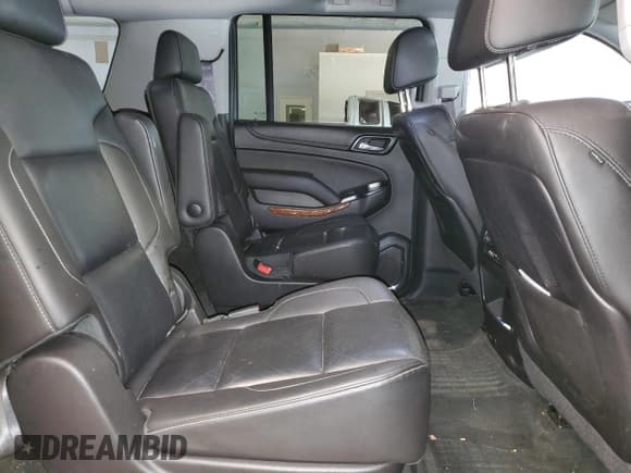 ✅ 2015 Chevrolet Suburban LTZ • VIN: 1GNSKKKC2FR514160 • Lot: 61129244. Wystawiony na Copart z przebiegiem 109 207 mil. Bezpłatny archiwum sprzedaży aukcyjnych z USA i szczegółowy raport historii pojazdu na DreamBid. Zdjęcie 10.