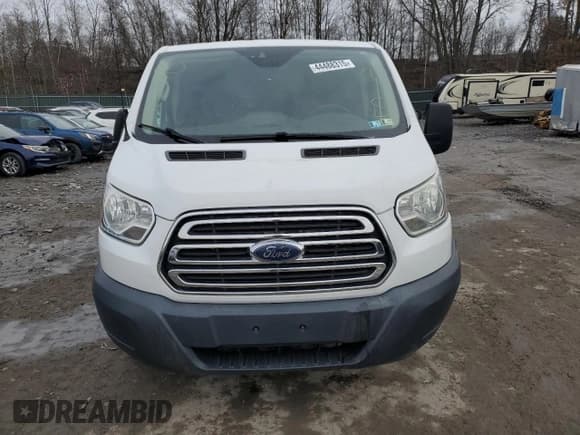 ✅ 2016 Ford Transit XLT • VIN: 1FMZK1YM0GKA42001 • Lot: 44488315. Listed on Copart with 106,634 mi. Free auction sales archive from the USA and detailed vehicle history report at DreamBid. Image 5.