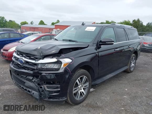 ✅ 2024 Ford Expedition Max Limited • VIN: 1FMJK2A89REA35131 • Lot: 42353167. Listed on IAAI with 39,657 mi. Free auction sales archive from the USA and detailed vehicle history report at DreamBid. Image 18.