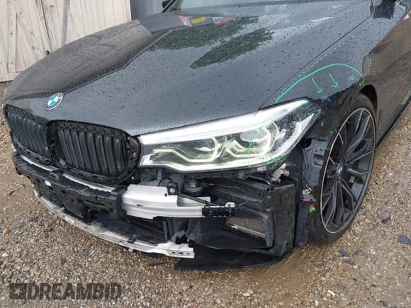 ✅ 2018 BMW 5 Series M550i xDrive • VIN: WBAJB9C5XJB286923 • Лот: 42527301. Опубликован ранее на IAAI с пробегом 76 923 миль. Бесплатный доступ к архиву аукционных продаж из США и подробный отчёт об истории автомобиля на DreamBid. Изображение 6.