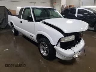 ✅ 2000 Chevrolet S-10 LS • VIN: 1GCCS19W1Y8246055 • Лот: 80577474. Опубликован ранее на Copart с пробегом 142 280 миль. Бесплатный доступ к архиву аукционных продаж из США и подробный отчёт об истории автомобиля на DreamBid. Изображение 4.