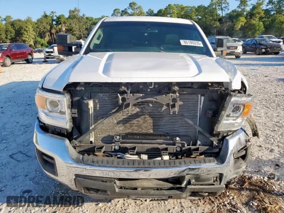 ✅ 2019 GMC Sierra 2500HD • VIN: 1GT12NEY1KF235081 • Lot: 86180235. Wystawiony na Copart z przebiegiem Nie podano. Bezpłatny archiwum sprzedaży aukcyjnych z USA i szczegółowy raport historii pojazdu na DreamBid. Zdjęcie 5.