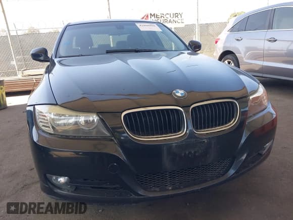 ✅ 2009 BMW 3 Series 328i • VIN: WBAPH57539NL79255 • Lot: 42808808. Listed on IAAI with 147,688 mi. Free auction sales archive from the USA and detailed vehicle history report at DreamBid. Image 12.