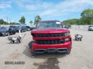 ✅ 2021 Chevrolet Silverado 1500 Custom • VIN: 3GCPYBEKXMG204495 • Lot: 43205186. Wystawiony na IAAI z przebiegiem 59 717 mil. Bezpłatny archiwum sprzedaży aukcyjnych z USA i szczegółowy raport historii pojazdu na DreamBid. Zdjęcie 12.