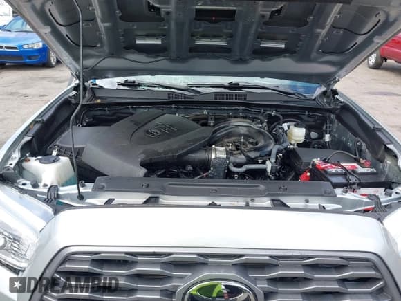 ✅ 2022 Toyota Tacoma SR5 • VIN: 3TYAZ5CN4NT016810 • Lot: 43346481. Listed on IAAI with 20,241 mi. Free auction sales archive from the USA and detailed vehicle history report at DreamBid. Image 10.