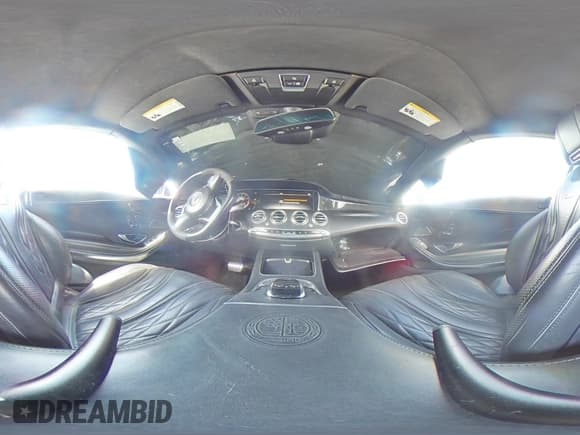 ✅ 2017 Mercedes-Benz S 63 AMG • VIN: WDDXK7JB3HA021129 • Лот: 57307315. Опубликован ранее на Copart с пробегом 64 378 миль. Бесплатный доступ к архиву аукционных продаж из США и подробный отчёт об истории автомобиля на DreamBid. Изображение 15.