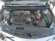 2019 Toyota Camry LE z VIN 4T1B11HKXKU193153, wystawiony jako Copart lot #66660725 z przebiegiem 130 057 mil mil oraz Szkoda całkowita • Salvage title. Historia ofert i sprzedaży dostępna na DreamBid. Obrazek 11.