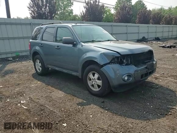 ✅ 2012 Ford Escape XLT • VIN: 1FMCU9DG9CKC72984 • Lot: 59854255. Listed on Copart with 102,665 mi. Free auction sales archive from the USA and detailed vehicle history report at DreamBid. Image 13.