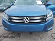 ✅ 2018 Volkswagen Tiguan • VIN: WVGAV7AX5JK000488 • Лот: 42792128. Опубликован ранее на IAAI с пробегом 56 146 миль. Бесплатный доступ к архиву аукционных продаж из США и подробный отчёт об истории автомобиля на DreamBid. Изображение 6.