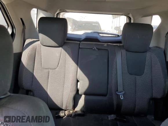 ✅ 2011 Chevrolet Equinox 1LT • VIN: 2GNALDEC1B1297056 • Lot: 76040594. Listed on Copart with 161,647 mi. Free auction sales archive from the USA and detailed vehicle history report at DreamBid. Image 10.