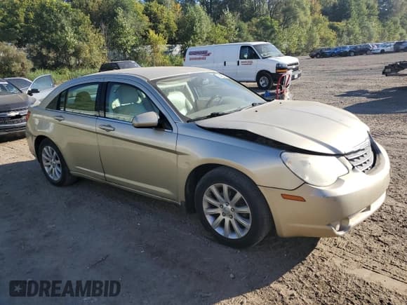 ✅ 2010 Chrysler Sebring Limited • VIN: 1C3CC5FB2AN110535 • Лот: 84455825. Опубликован ранее на Copart с пробегом 115 592 миль. Бесплатный доступ к архиву аукционных продаж из США и подробный отчёт об истории автомобиля на DreamBid. Изображение 4.