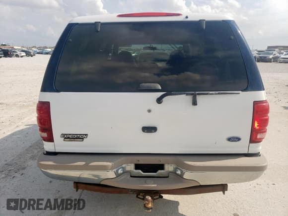 ✅ 1997 Ford Expedition XLT • VIN: 1FMFU18L9VLB66747 • Лот: 54298475. Опубликован ранее на Copart с пробегом 239 800 миль. Бесплатный доступ к архиву аукционных продаж из США и подробный отчёт об истории автомобиля на DreamBid. Изображение 6.