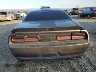 ✅ 2016 Dodge Challenger SXT Plus • VIN: 2C3CDZAG5GH329692 • Lot: 71313232. Wystawiony na Copart z przebiegiem 85 146 mil mil. Skorzystaj z bezpłatnego archiwum sprzedaży aukcyjnych z USA i zobacz szczegółowy raport historii pojazdu na DreamBid. Zdjęcie 6.