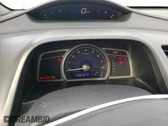 ✅ 2010 Honda Civic LX • VIN: 2HGFA1F53AH532986 • Lot: 92466105. Listed on Copart with 136,878 mi. Free auction sales archive from the USA and detailed vehicle history report at DreamBid. Image 9.