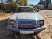 ✅ 1987 Mercedes-Benz 300 SDL • VIN: WDBCB25D7HA312660 • Lot: 91036315. Wystawiony na Copart z przebiegiem 58 515 mil. Bezpłatny archiwum sprzedaży aukcyjnych z USA i szczegółowy raport historii pojazdu na DreamBid. Zdjęcie 5.