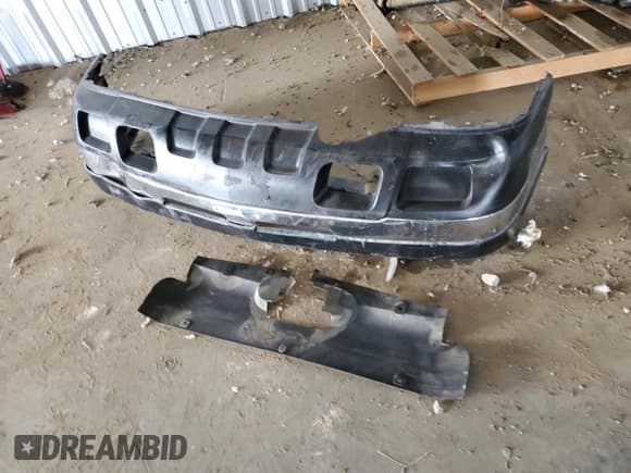 ✅ 2006 Chevrolet Silverado 2500HD LT2 • VIN: 1GCHK23U06F154978 • Lot: 80367745. Wystawiony na Copart z przebiegiem 135 173 mil. Bezpłatny archiwum sprzedaży aukcyjnych z USA i szczegółowy raport historii pojazdu na DreamBid. Zdjęcie 12.