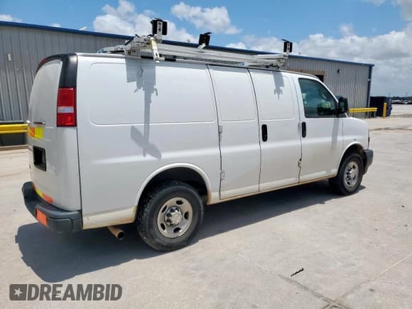 ✅ 2020 Chevrolet Express Cargo • VIN: 1GCWGAFP3L1256261 • Lot: 63351035. Listed on Copart with 166,315 mi. Free auction sales archive from the USA and detailed vehicle history report at DreamBid. Image 3.