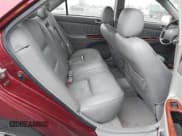 ✅ 2005 Toyota Camry XLE • VIN: 4T1BE30K45U033205 • Lot: 43738413. Wystawiony na IAAI z przebiegiem 138 610 mil. Bezpłatny archiwum sprzedaży aukcyjnych z USA i szczegółowy raport historii pojazdu na DreamBid. Zdjęcie 8.