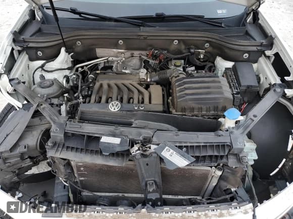 ✅ 2019 Volkswagen Atlas SE • VIN: 1V2WR2CA7KC603303 • Лот: 82379575. Опубликован ранее на Copart с пробегом 118 008 миль. Бесплатный доступ к архиву аукционных продаж из США и подробный отчёт об истории автомобиля на DreamBid. Изображение 12.