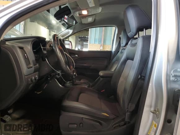 ✅ 2015 Chevrolet Colorado 4WD Z71 • VIN: 1GCGTCE38F1187453 • Лот: 86441835. Опубликован ранее на Copart с пробегом 95 474 миль. Бесплатный доступ к архиву аукционных продаж из США и подробный отчёт об истории автомобиля на DreamBid. Изображение 7.