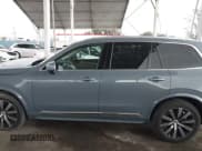 ✅ 2023 Volvo XC90 Plus • VIN: YV4062PN8P1989176 • Лот: 41957832. Опубликован ранее на IAAI с пробегом 27 838 миль. Бесплатный доступ к архиву аукционных продаж из США и подробный отчёт об истории автомобиля на DreamBid. Изображение 14.