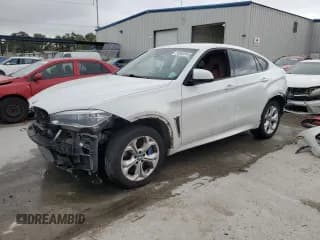 ✅ 2015 BMW X6 M • VIN: 5YMKW8C57F0G93729 • Лот: 53680365. Опубликован ранее на Copart с пробегом 76 868 миль. Бесплатный доступ к архиву аукционных продаж из США и подробный отчёт об истории автомобиля на DreamBid. Изображение 1.