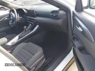 2024 Dodge Hornet R/T z VIN ZACPDFCWXR3A33544, wystawiony jako IAAI lot #42399881 z przebiegiem 2 027 mil mil oraz . Historia ofert i sprzedaży dostępna na DreamBid. Obrazek 5.