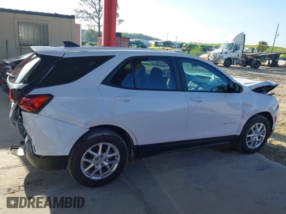 ✅ 2023 Chevrolet Equinox LS • VIN: 3GNAXSEG2PL156837 • Lot: 42704875. Listed on IAAI with 10,926 mi. Free auction sales archive from the USA and detailed vehicle history report at DreamBid. Image 13.