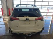 ✅ 2017 Toyota RAV4 XLE • VIN: JTMWFREV0HJ716663 • Лот: 41256607. Опубликован ранее на IAAI с пробегом 101 641 миль. Бесплатный доступ к архиву аукционных продаж из США и подробный отчёт об истории автомобиля на DreamBid. Изображение 17.