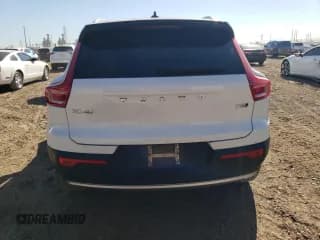 ✅ 2019 Volvo XC40 Momentum • VIN: YV4162UKXK2050189 • Lot: 69401383. Listed on Copart with 57,200 mi. Free auction sales archive from the USA and detailed vehicle history report at DreamBid. Image 6.