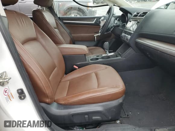 ✅ 2017 Subaru Outback Touring • VIN: 4S4BSETC6H3327286 • Lot: 71644984. Listed on Copart with 89,382 mi. Free auction sales archive from the USA and detailed vehicle history report at DreamBid. Image 7.