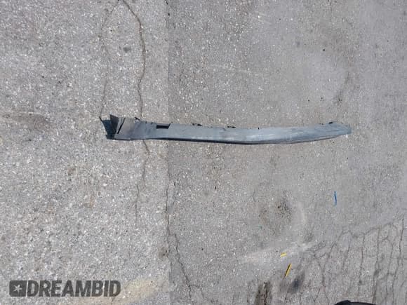 ✅ 2017 GMC Acadia SLE • VIN: 1GKKNKLA7HZ258392 • Lot: 42598187. Wystawiony na IAAI z przebiegiem 128 014 mil. Bezpłatny archiwum sprzedaży aukcyjnych z USA i szczegółowy raport historii pojazdu na DreamBid. Zdjęcie 12.