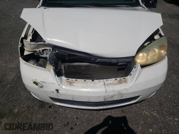 2006 Chevrolet Malibu 2LT z VIN 1G1ZT51896F102637, wystawiony jako Copart lot #69962454 z przebiegiem 184 047 mil mil oraz Szkoda całkowita • Salvage title. Historia ofert i sprzedaży dostępna na DreamBid. Obrazek 13.