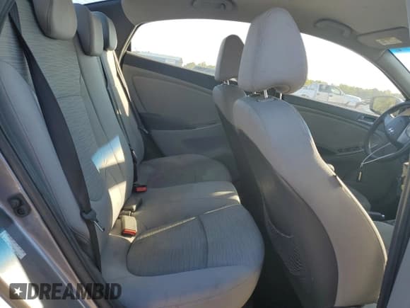 ✅ 2016 Hyundai Accent SE • VIN: KMHCT4AE5GU968583 • Lot: 75282614. Wystawiony na Copart z przebiegiem Nie podano. Bezpłatny archiwum sprzedaży aukcyjnych z USA i szczegółowy raport historii pojazdu na DreamBid. Zdjęcie 10.