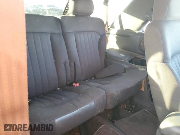 2004 Chevrolet Blazer LS with VIN 1GNCT18X24K121674, listed as a Copart auction lot 88044455 with 241,000 mi miles and Salvage title. Bid and sale history available at DreamBid. Image 11.