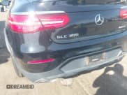 ✅ 2018 Mercedes-Benz GLC 300 • VIN: WDC0J4KB9JF478722 • Lot: 41831966. Listed on IAAI with 90,711 mi. Free auction sales archive from the USA and detailed vehicle history report at DreamBid. Image 6.