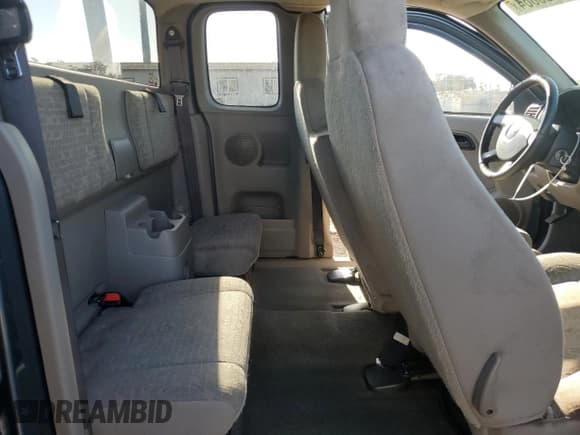 ✅ 2006 Isuzu i-Series S • VIN: 1GGCS198568702376 • Лот: 85769664. Опубликован ранее на Copart с пробегом 141 548 миль. Бесплатный доступ к архиву аукционных продаж из США и подробный отчёт об истории автомобиля на DreamBid. Изображение 11.