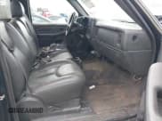 ✅ 2007 Chevrolet Silverado 2500HD Work Truck • VIN: 1GBHC24U67E180783 • Lot: 41880739. Wystawiony na IAAI z przebiegiem 130 293 mil. Bezpłatny archiwum sprzedaży aukcyjnych z USA i szczegółowy raport historii pojazdu na DreamBid. Zdjęcie 5.