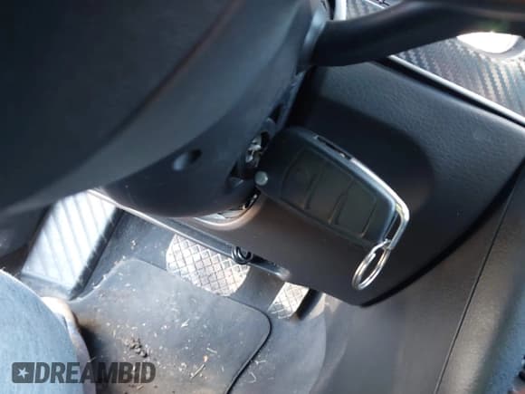 ✅ 2006 Audi S4 • VIN: WAUGL78E56A178954 • Lot: 43381377. Wystawiony na IAAI z przebiegiem 114 068 mil. Bezpłatny archiwum sprzedaży aukcyjnych z USA i szczegółowy raport historii pojazdu na DreamBid. Zdjęcie 11.