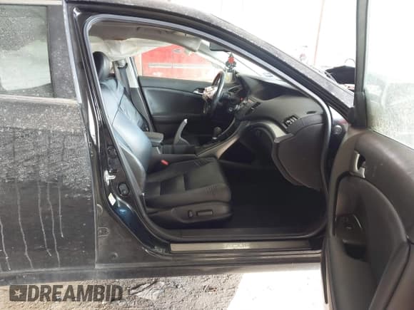 ✅ 2014 Acura TSX Technology • VIN: JH4CU2F63EC004301 • Lot: 41588268. Wystawiony na IAAI z przebiegiem 165 283 mil. Bezpłatny archiwum sprzedaży aukcyjnych z USA i szczegółowy raport historii pojazdu na DreamBid. Zdjęcie 5.