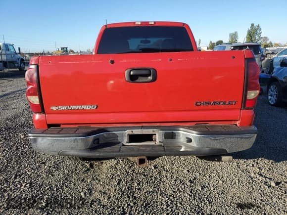 ✅ 2003 Chevrolet Silverado 1500 LS • VIN: 2GCEK19V531318760 • Лот: 82542805. Опубликован ранее на Copart с пробегом 186 257 миль. Бесплатный доступ к архиву аукционных продаж из США и подробный отчёт об истории автомобиля на DreamBid. Изображение 6.