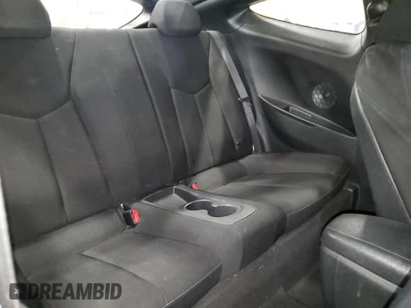 ✅ 2014 Hyundai Veloster • VIN: KMHTC6AD3EU212217 • Lot: 76396874. Wystawiony na Copart z przebiegiem 156 718 mil. Bezpłatny archiwum sprzedaży aukcyjnych z USA i szczegółowy raport historii pojazdu na DreamBid. Zdjęcie 10.