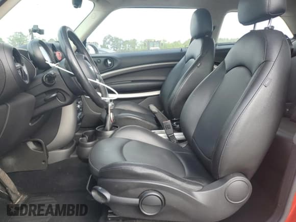 ✅ 2014 MINI Paceman • VIN: WMWSS1C5XEWN46614 • Lot: 65092645. Wystawiony na Copart z przebiegiem 89 916 mil. Bezpłatny archiwum sprzedaży aukcyjnych z USA i szczegółowy raport historii pojazdu na DreamBid. Zdjęcie 7.