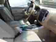 2007 Mercury Mariner Premier с VIN 4M2CU971X7KJ11054, выставлен на аукционе IAAI как лот 42813499 с пробегом 151 165 миль миль и . История ставок и продаж доступна на DreamBid. Изображение 5.