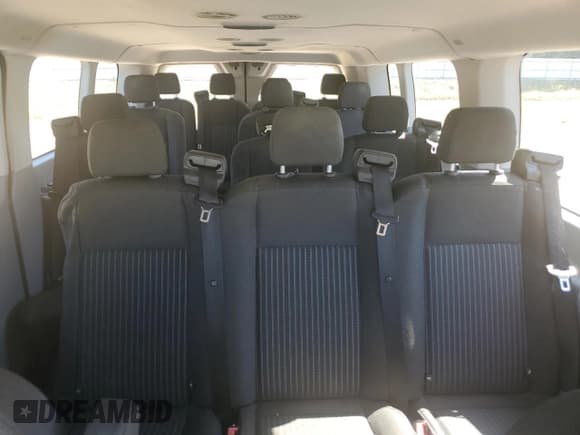 ✅ 2017 Ford Transit XL • VIN: 1FBZX2ZM4HKA86101 • Lot: 89879925. Wystawiony na Copart z przebiegiem 147 133 mil. Bezpłatny archiwum sprzedaży aukcyjnych z USA i szczegółowy raport historii pojazdu na DreamBid. Zdjęcie 10.