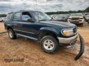 ✅ 1996 Ford Explorer XLT • VIN: 1FMDU32P6TZA50186 • Lot: 85695995. Wystawiony na Copart z przebiegiem 229 495 mil. Bezpłatny archiwum sprzedaży aukcyjnych z USA i szczegółowy raport historii pojazdu na DreamBid. Zdjęcie 4.