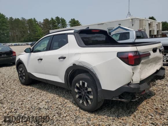2025 Hyundai Santa Cruz SEL with VIN 5NTJBDDE1SH132039, listed as a Copart auction lot 59256385 with 8,449 mi miles and Salvage title. Bid and sale history available at DreamBid. Image 2.