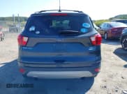 ✅ 2019 Ford Escape SE • VIN: 1FMCU9GD4KUA60546 • Лот: 43163019. Опубликован ранее на IAAI с пробегом 145 300 миль. Бесплатный доступ к архиву аукционных продаж из США и подробный отчёт об истории автомобиля на DreamBid. Изображение 16.